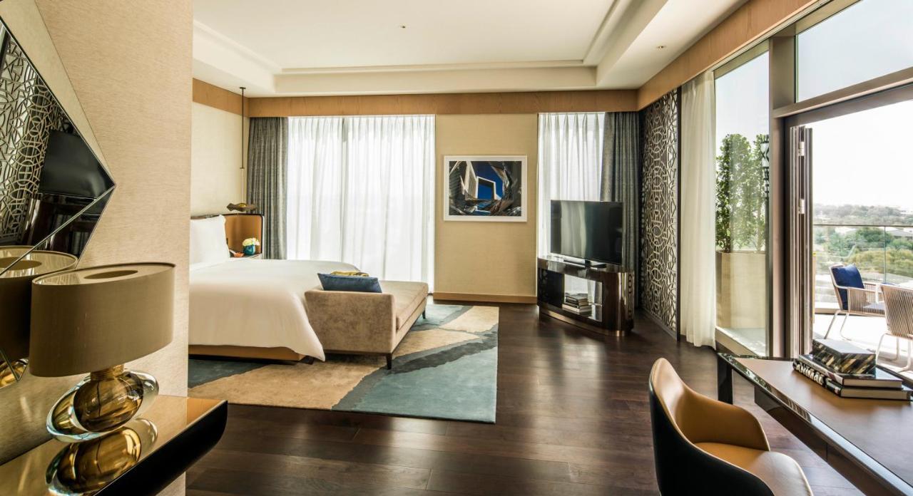 Four Seasons Hotel Dubai International Financial Centre Exterior foto